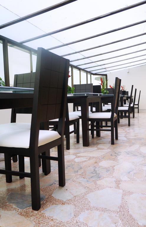 Hotel Airport Travel Богота Экстерьер фото